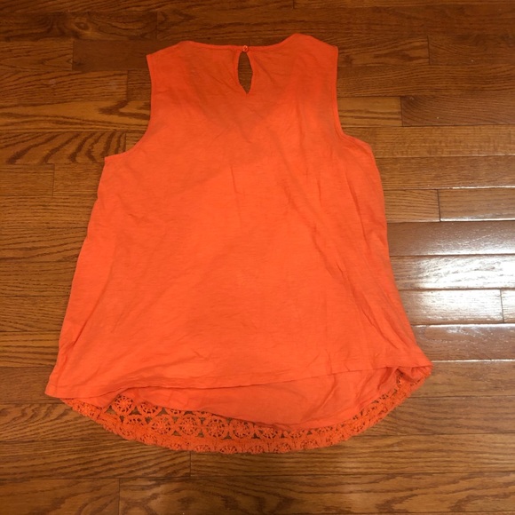 👋🏻Women’s Crown and Ivy Orange Macrame Tank Top - Picture 2 of 7